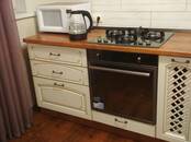 Квартиры,  Свердловская область Екатеринбург, цена 1 900 рублей/день, Фото