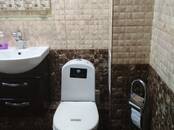 Квартиры,  Свердловская область Екатеринбург, цена 1 900 рублей/день, Фото