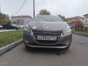 Peugeot 208, Фото