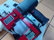 Инструмент и техника Швейное оборудование, ткани, Фото