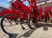 Сельхозтехника,  Почвообрабатывающая техника Культиваторы, Фото